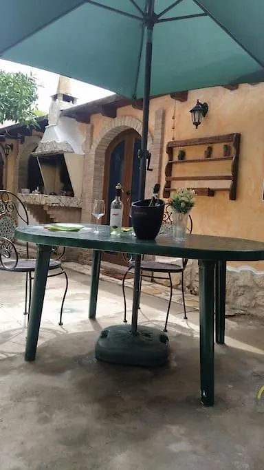Appartamento Il Giardino Incantato Su Forti Italia